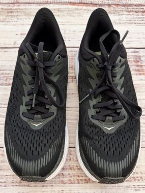 HOKA Clifton 7 Black Gold Women’s Running Shoes Size 7.5